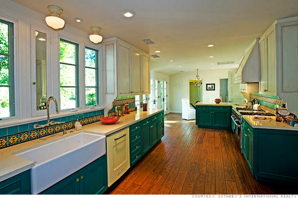 Scarlett Johansson's Kitchen