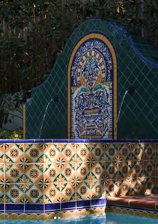 CERAMICS, TERRACOTTAS, STONES, & MORE CERAMICS,<br />
TERRACOTTAS,<br />
STONES, & MORE